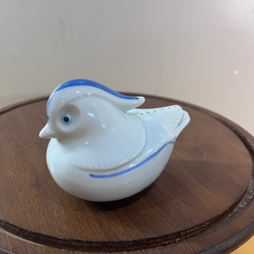 Vtg Ben‎ Rickert Fine China Bird Shaker Figurine Blue White Japan 4.25in